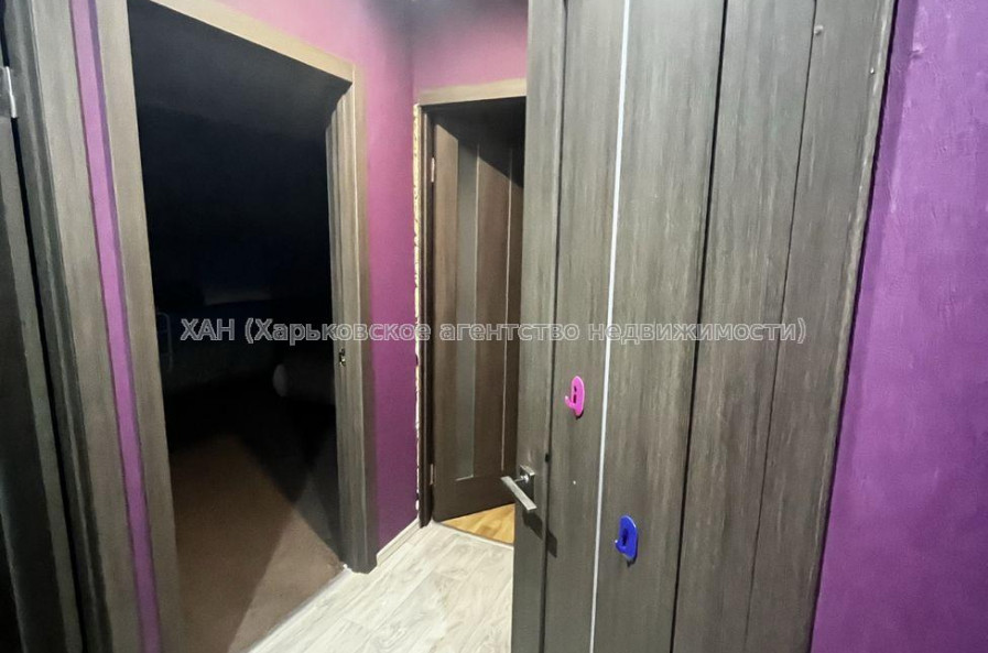 Продам квартиру, Валентиновская ул. , 3  ком., 64 м², косметический ремонт 