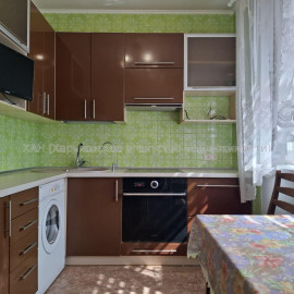 Продам квартиру, Северина Потоцкого ул. , 1  ком., 38.90 м², косметический ремонт