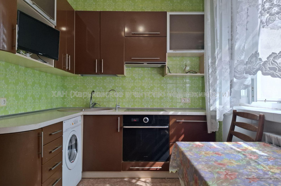 Продам квартиру, Северина Потоцкого ул. , 1  ком., 38.90 м², косметический ремонт 