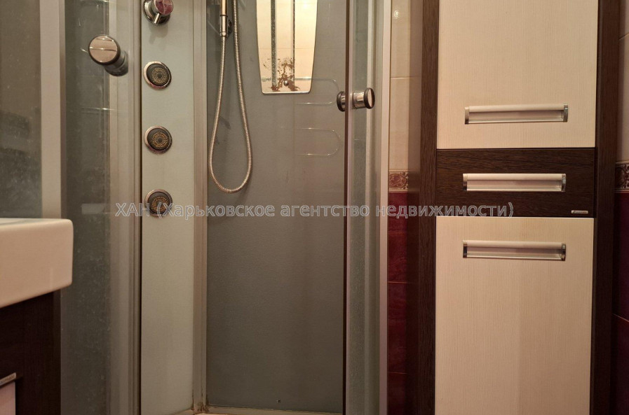 Продам квартиру, Северина Потоцкого ул. , 1  ком., 38.90 м², косметический ремонт 