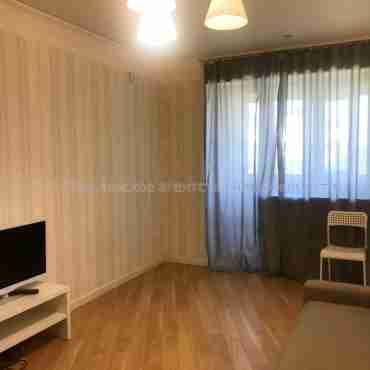 Сдам квартиру, 23 Августа ул. , 62 , 1  ком., 32 м², евроремонт 