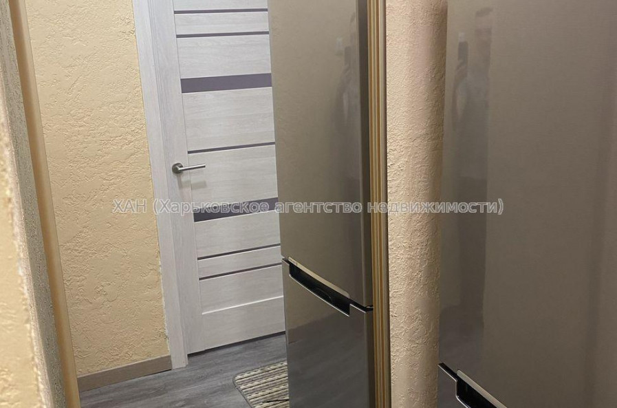Продам квартиру, Непокоренных ул. , 1 кім., 34 м², капитальный ремонт 