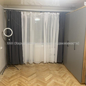 Продам квартиру, Непокоренных ул. , 1  ком., 34 м², капитальный ремонт 