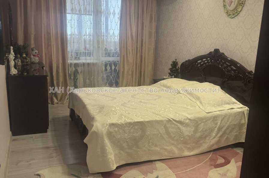 Продам квартиру, 3  ком., 65 м², капитальный ремонт 