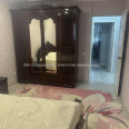 Продам квартиру, 3  ком., 65 м², капитальный ремонт 