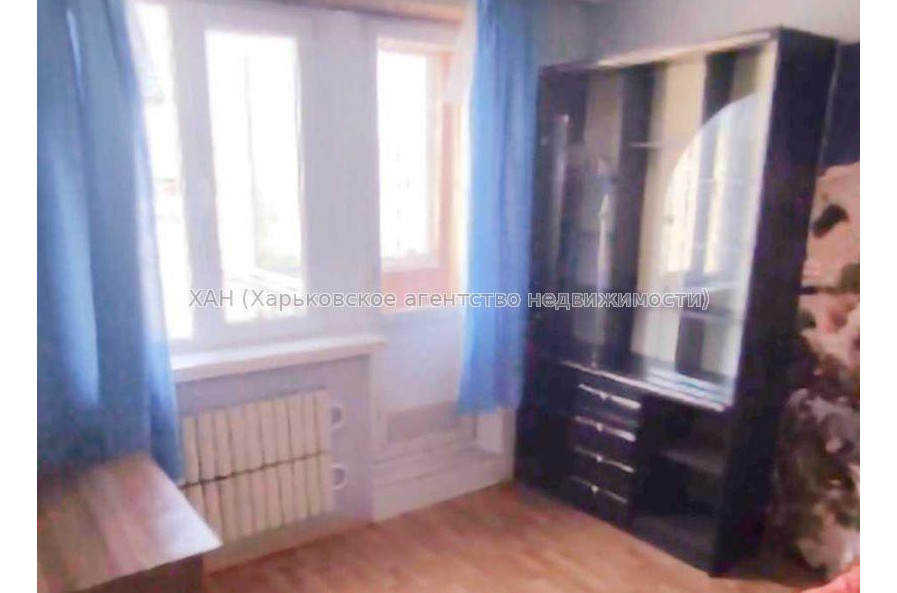 Продам квартиру, 1 кім., 27 м², косметический ремонт 