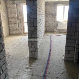 Продам квартиру, 1  ком., 40 м², без внутренних работ