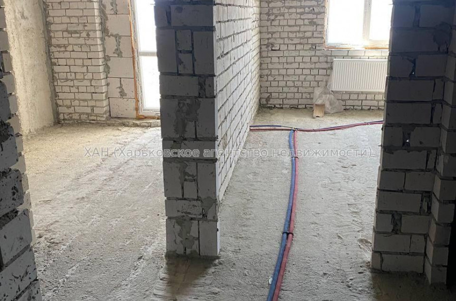 Продам квартиру, 1  ком., 40 м², без внутренних работ 