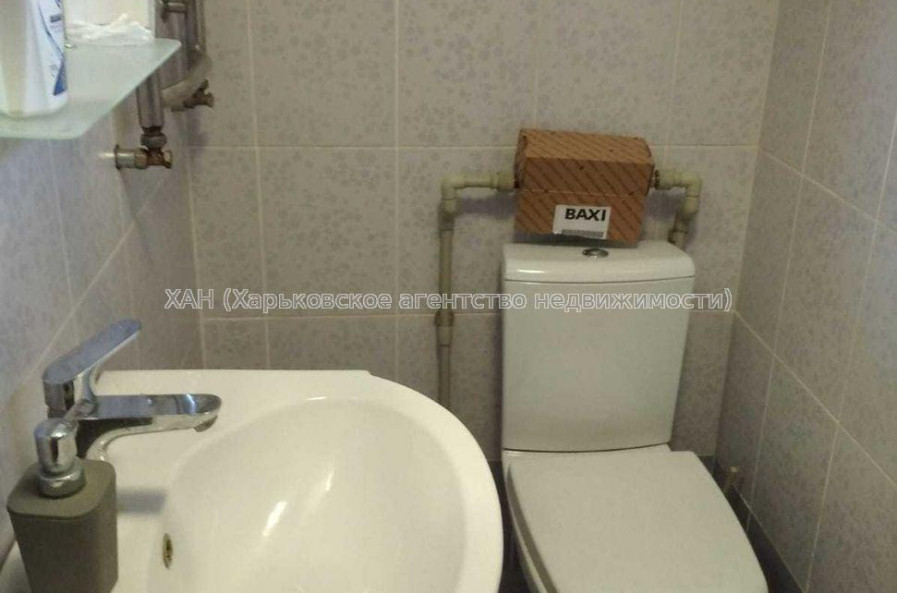 Продам квартиру, Конотопская ул. , 2  ком., 39 м², косметический ремонт 