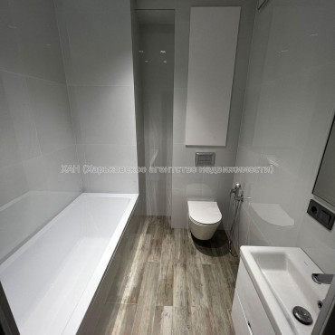 Продам квартиру, Дача 55 ул. , 3  ком., 92 м², авторский дизайн 