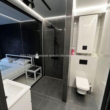 Продам квартиру, Дача 55 ул. , 3  ком., 92 м², авторский дизайн 