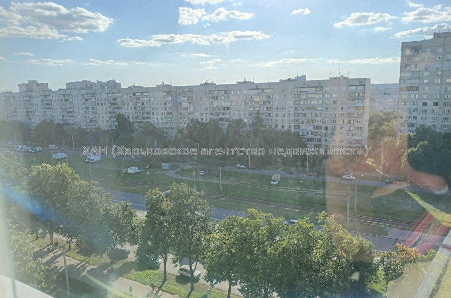 Продам квартиру, Академика Павлова ул. , 3  ком., 68 м², частичный ремонт 