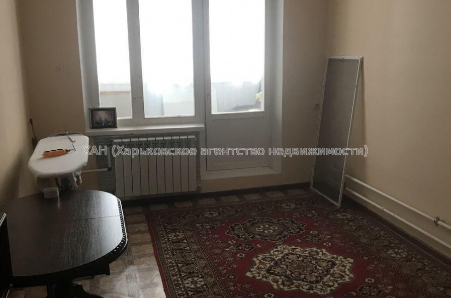 Продам квартиру, Академика Павлова ул. , 3 кім., 68 м², частичный ремонт 