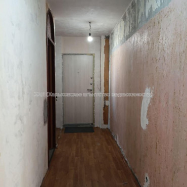 Продам квартиру, Академика Павлова ул. , 3  ком., 68 м², частичный ремонт 