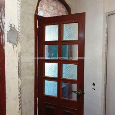 Продам квартиру, Академика Павлова ул. , 3  ком., 68 м², частичный ремонт 