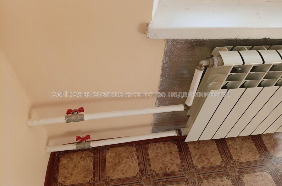 Продам квартиру, Академика Павлова ул. , 3  ком., 68 м², частичный ремонт 