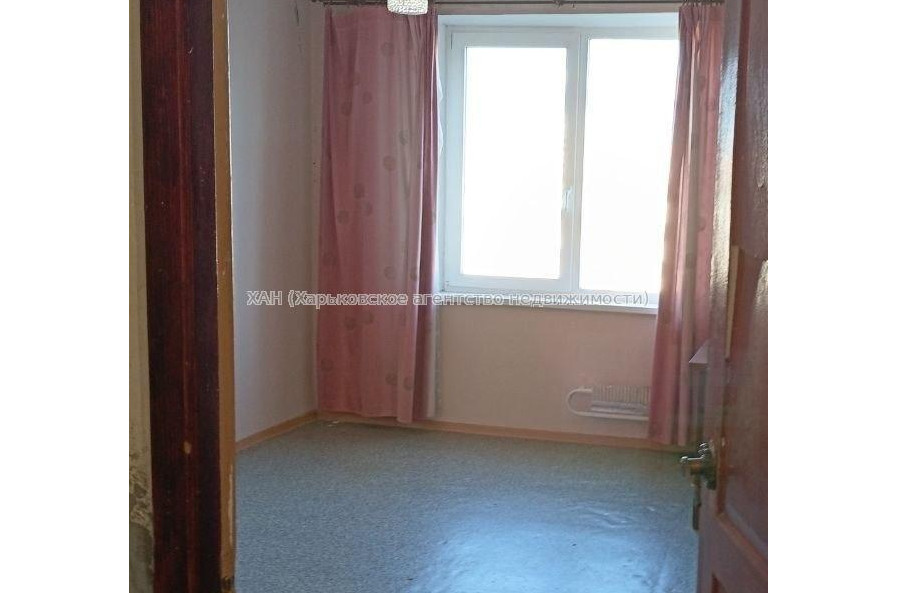 Продам квартиру, Академика Павлова ул. , 3  ком., 68 м², частичный ремонт 