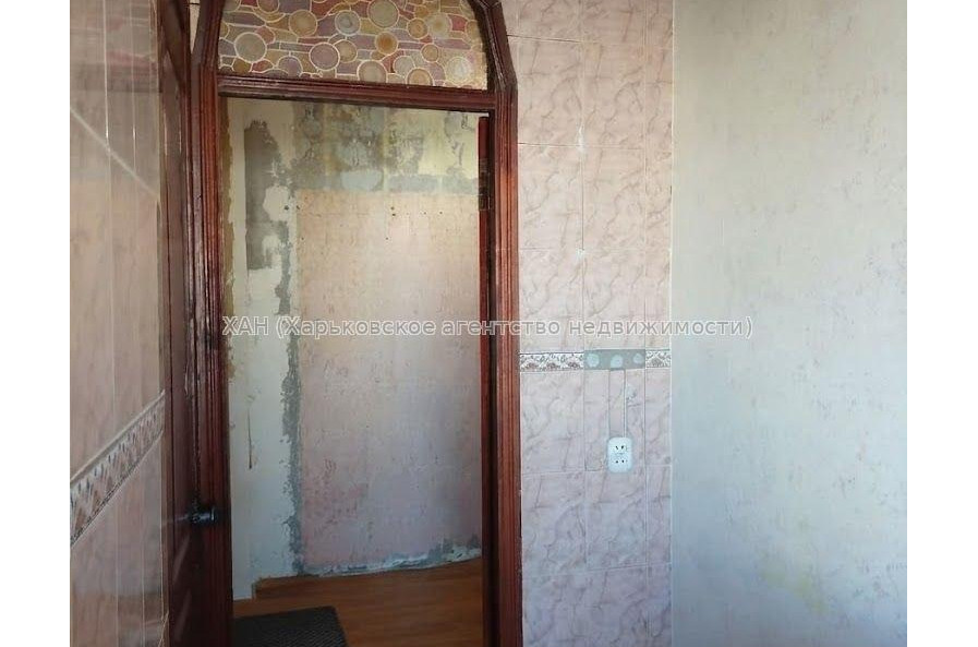 Продам квартиру, Академика Павлова ул. , 3  ком., 68 м², частичный ремонт 