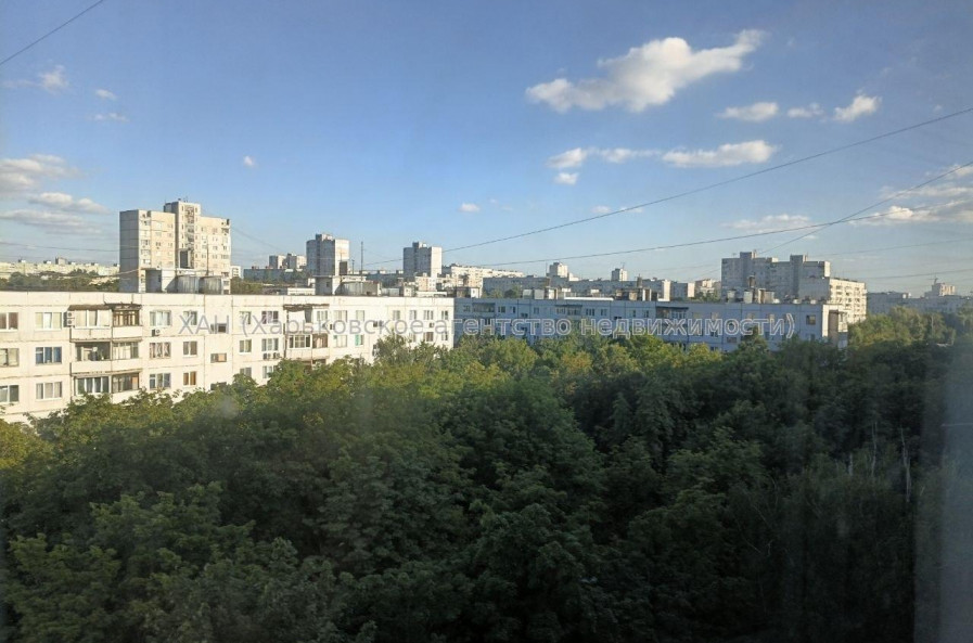 Продам квартиру, Академика Павлова ул. , 3  ком., 68 м², частичный ремонт 