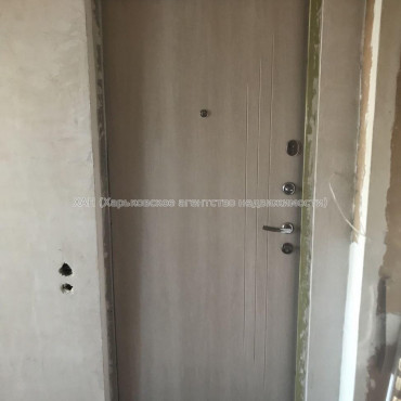 Продам квартиру, Академика Павлова ул. , 3  ком., 68 м², частичный ремонт 