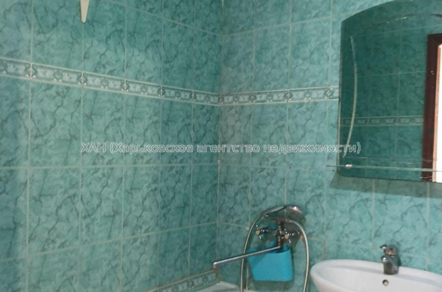 Продам квартиру, Академика Павлова ул. , 3  ком., 68 м², частичный ремонт 