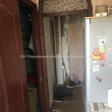 Продам квартиру, Академика Павлова ул. , 3  ком., 68 м², частичный ремонт 