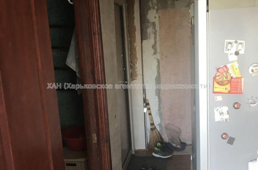 Продам квартиру, Академика Павлова ул. , 3 кім., 68 м², частичный ремонт 
