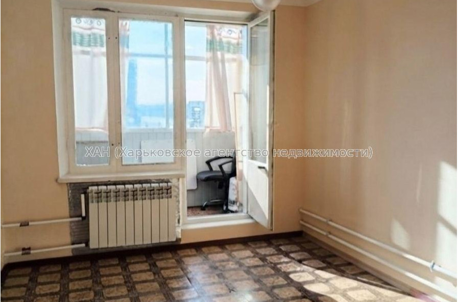 Продам квартиру, Академика Павлова ул. , 3  ком., 68 м², частичный ремонт 