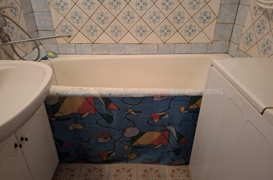 Сдам квартиру, Амосова ул. , 2  ком., 51.40 м², косметический ремонт 