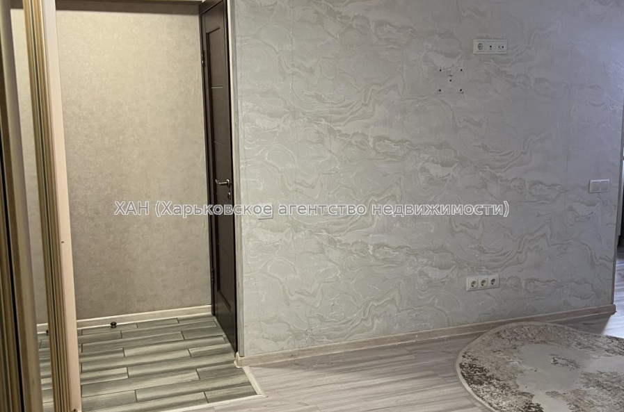 Продам квартиру, Юрьева бульв. , 15 , 2 кім., 43 м², косметический ремонт 