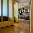 Продам квартиру, Белогорская ул. , 2  ком., 69.20 м², капитальный ремонт 