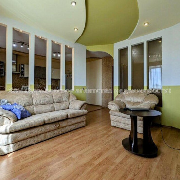 Продам квартиру, Белогорская ул. , 2  ком., 69.20 м², капитальный ремонт  - фото 11 Продам квартиру, Белогорская ул. , 2  ком., 69.20 м², капитальный ремонт