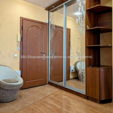Продам квартиру, Белогорская ул. , 2  ком., 69.20 м², капитальный ремонт  - фото 18 Продам квартиру, Белогорская ул. , 2  ком., 69.20 м², капитальный ремонт