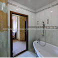 Продам квартиру, Белогорская ул. , 2  ком., 69.20 м², капитальный ремонт 