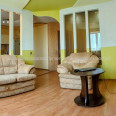 Продам квартиру, Белогорская ул. , 2  ком., 69.20 м², капитальный ремонт 