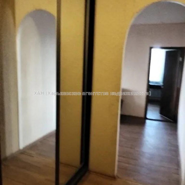 Продам квартиру, Аэрокосмический пр. , 4 кім., 70 м², косметический ремонт 