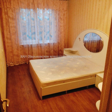 Продам квартиру, Аэрокосмический пр. , 4 кім., 70 м², косметический ремонт 