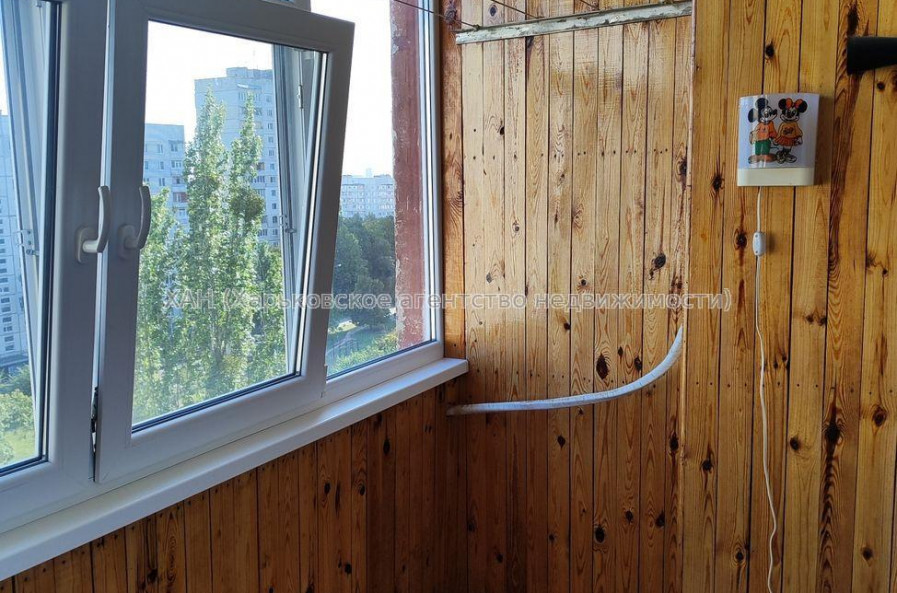 Продам квартиру, Салтовское шоссе , 3  ком., 65.30 м², капитальный ремонт 