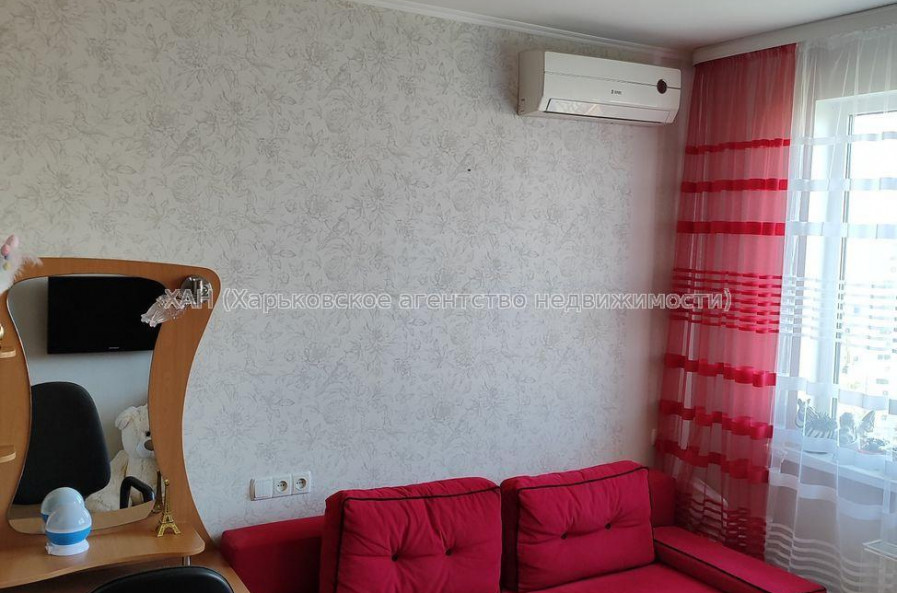 Продам квартиру, Салтовское шоссе , 3  ком., 65.30 м², капитальный ремонт 