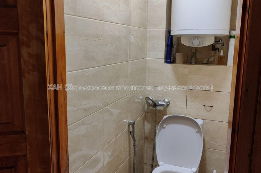 Продам квартиру, Салтовское шоссе , 3  ком., 65.30 м², капитальный ремонт 