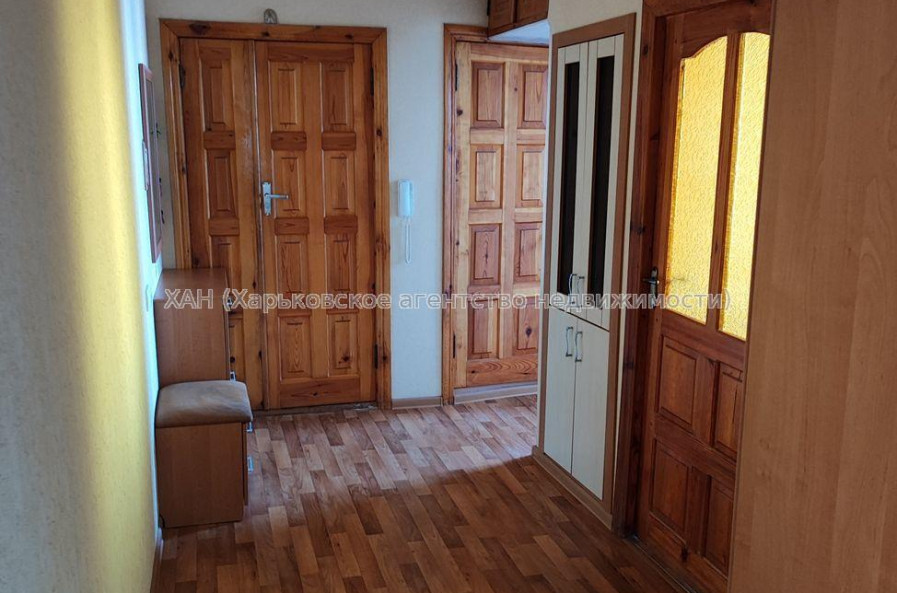 Продам квартиру, Салтовское шоссе , 3  ком., 65.30 м², капитальный ремонт 