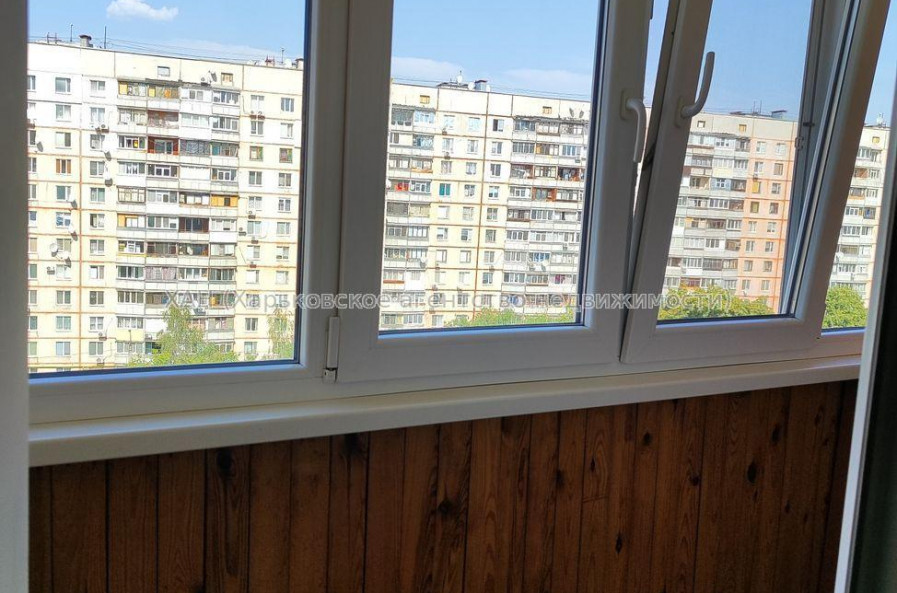 Продам квартиру, Салтовское шоссе , 3  ком., 65.30 м², капитальный ремонт 