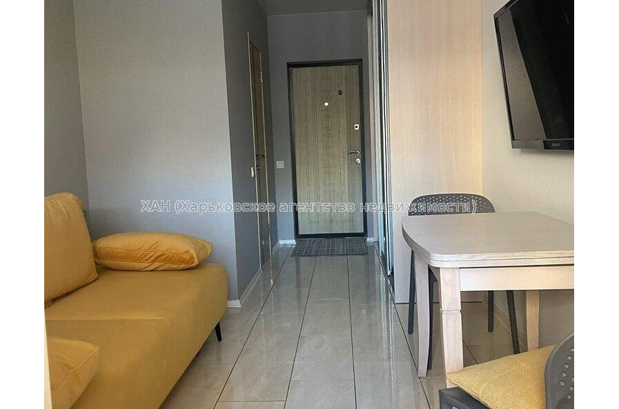 Продам квартиру, Мирослава Мисли ул. , 1  ком., 20 м², евроремонт 