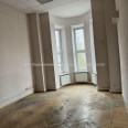 Продам квартиру, Павловская площ. , 3 кім., 132 м², советский ремонт 