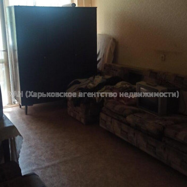 Продам квартиру, Академика Павлова ул. , 1 кім., 35 м², без ремонта 