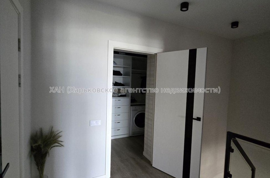 Продам квартиру, Пискуновский пер. , 3  ком., 89 м², авторский дизайн 
