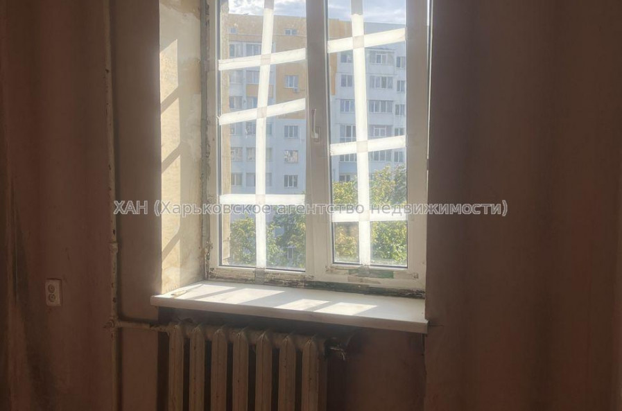 Продам квартиру, Ньютона ул. , 2 кім., 26.80 м², советский ремонт 