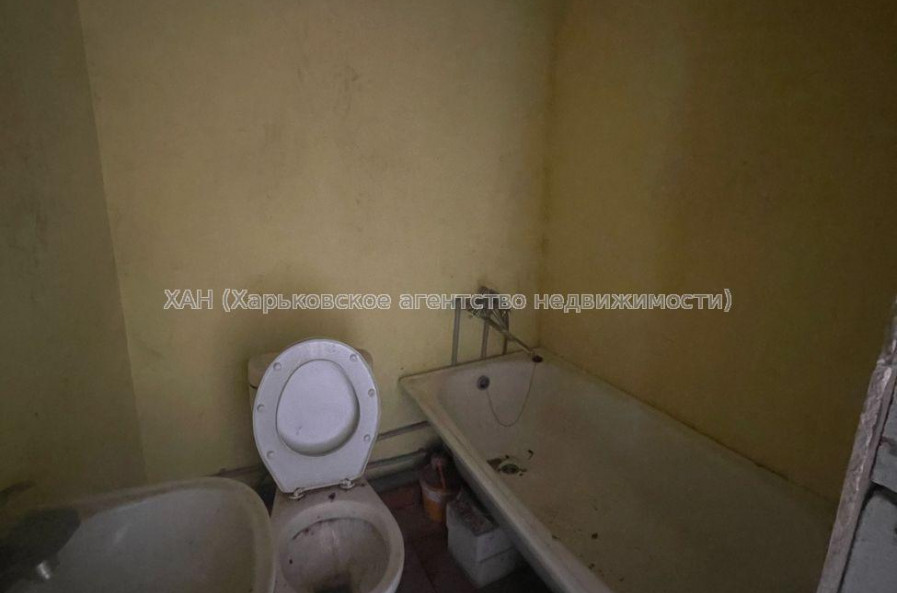 Продам квартиру, Ньютона ул. , 2 кім., 26.80 м², советский ремонт 