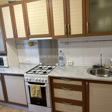 Продам квартиру, Алексеевская ул. , 2  ком., 52 м², евроремонт 