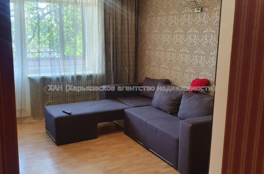 Продам квартиру, Алексеевская ул. , 2 кім., 52 м², евроремонт 
